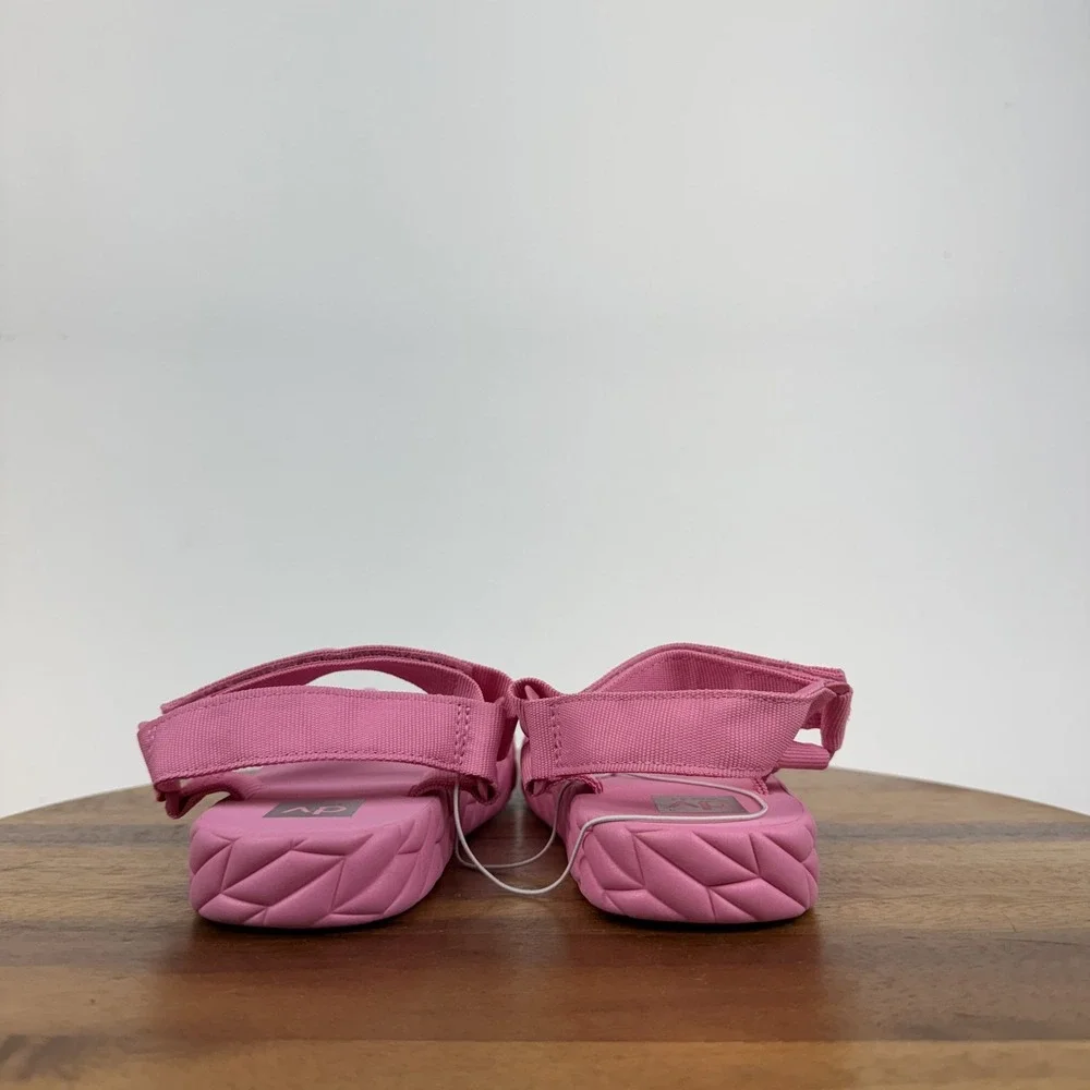 New Big Kids‎ Dolce Vita Zaidey Strappy Platform Pink Sandals Size 4 Y
